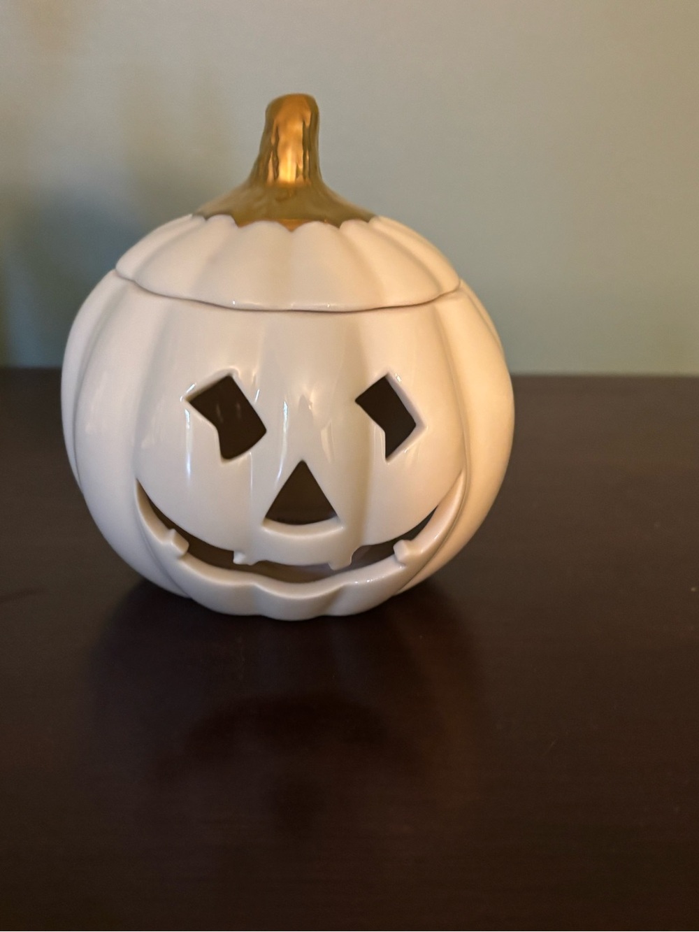 Lenox White Ceramic Jack-O'-Lantern with Gold Stem